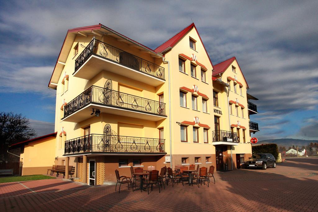Hotel Milena Milowka Exterior photo